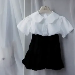 黑白童話套裝(上衣）